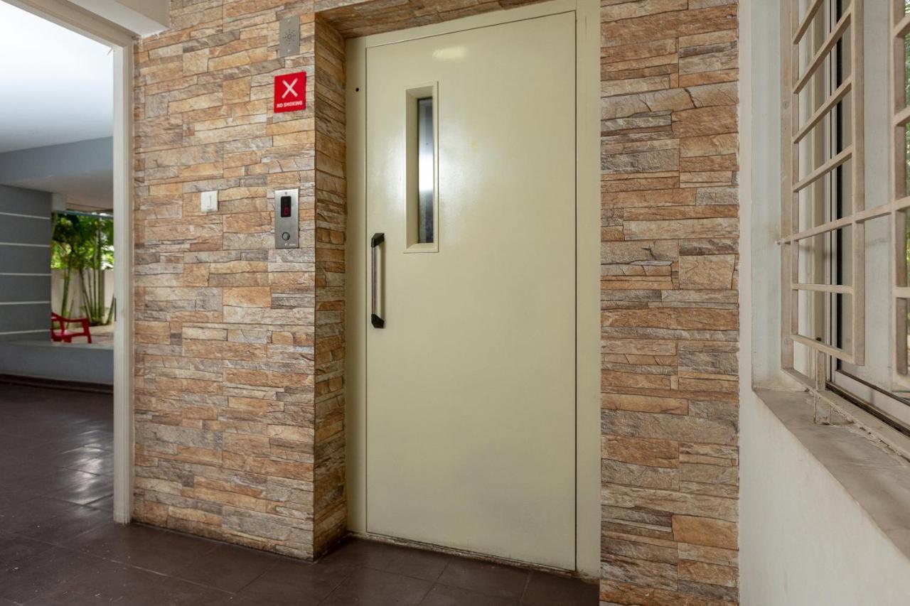 Oyo 23202 Cute Orange Service Apartments Τσενάι Εξωτερικό φωτογραφία