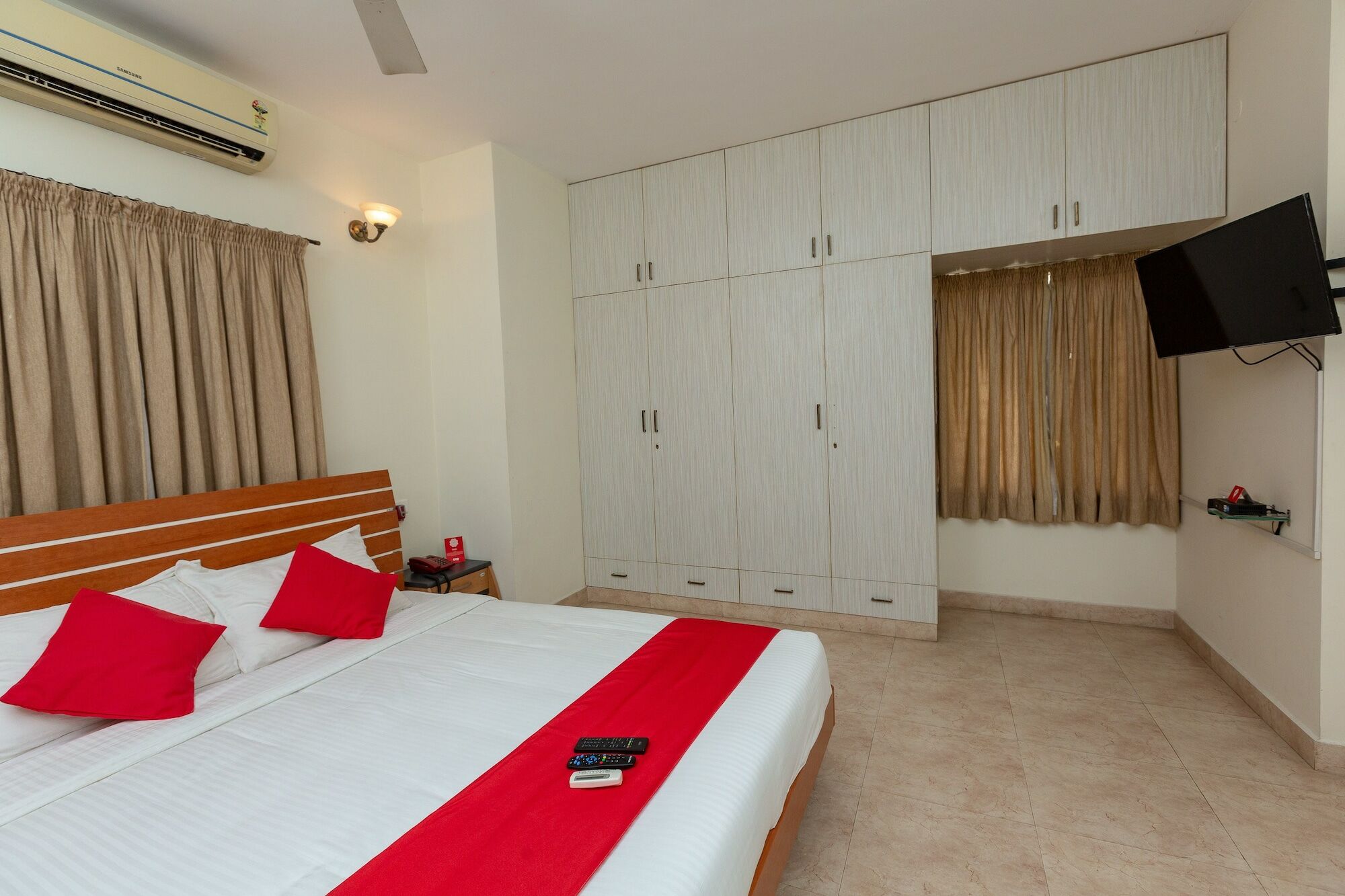 Oyo 23202 Cute Orange Service Apartments Τσενάι Εξωτερικό φωτογραφία